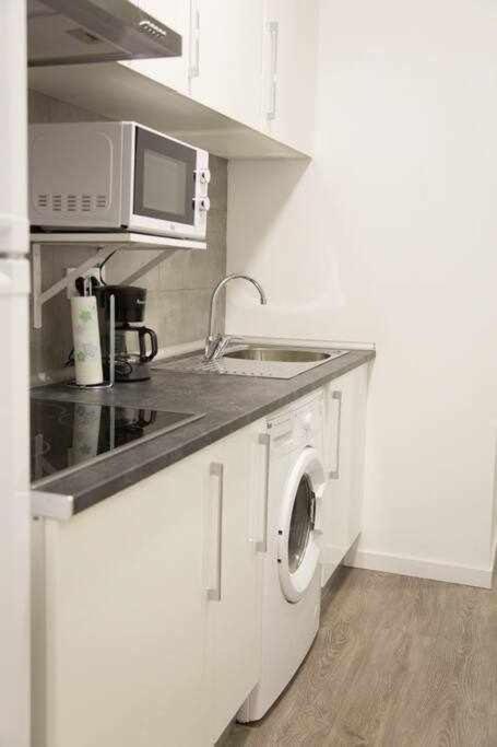 Comodo Y Agradable Estudio En Madrid Centro A2 المظهر الخارجي الصورة